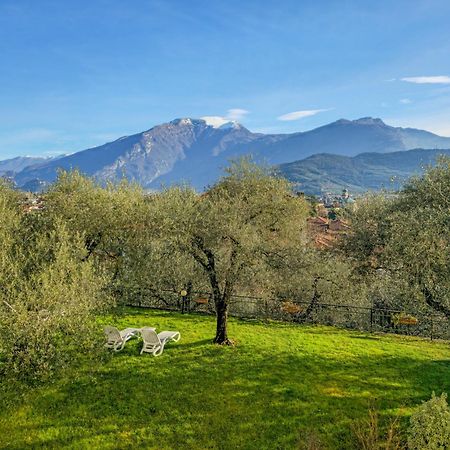 Aparthotel Englovacanze Riva del Garda Exterior photo